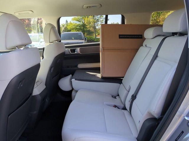2026 Hyundai Santa Fe SE - Photo 12