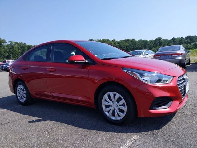 2019 Hyundai Accent SE 4-Door 6-Speed Automatic's photo