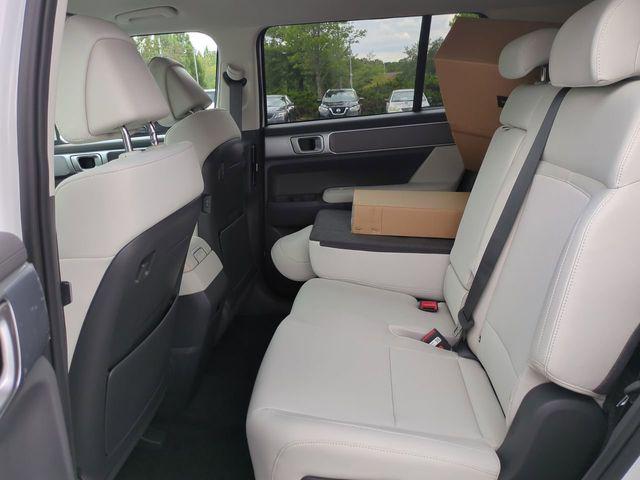 2026 Hyundai Santa Fe SE - Photo 12
