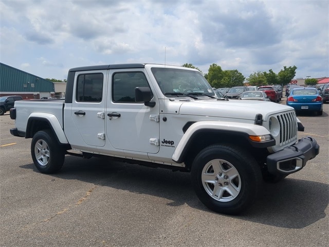 Used 2020 Jeep Gladiator Sport S with VIN 1C6HJTAG7LL205841 for sale in Richmond, VA