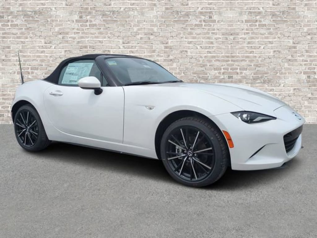 New 2026 Mazda MX-5 MIATA Grand Touring CONVERTIBLE