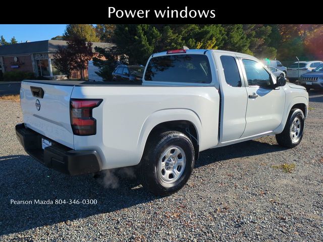 2023 Nissan Frontier S photo 2