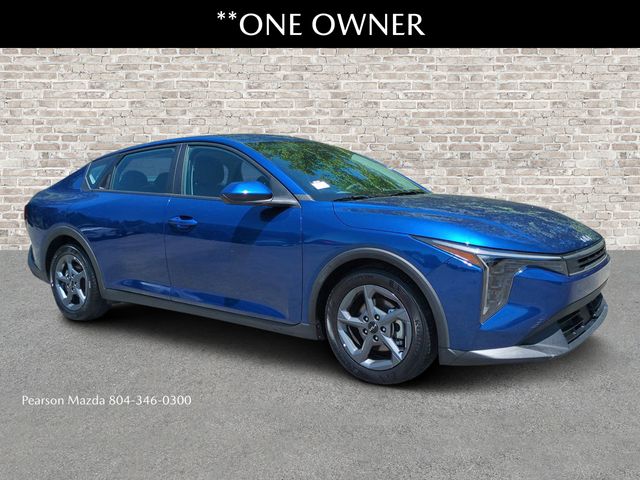 2025 Kia K4 LXS AT's photo