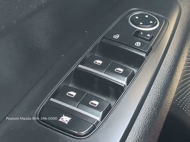 2023 Kia Forte LXS - Photo 22