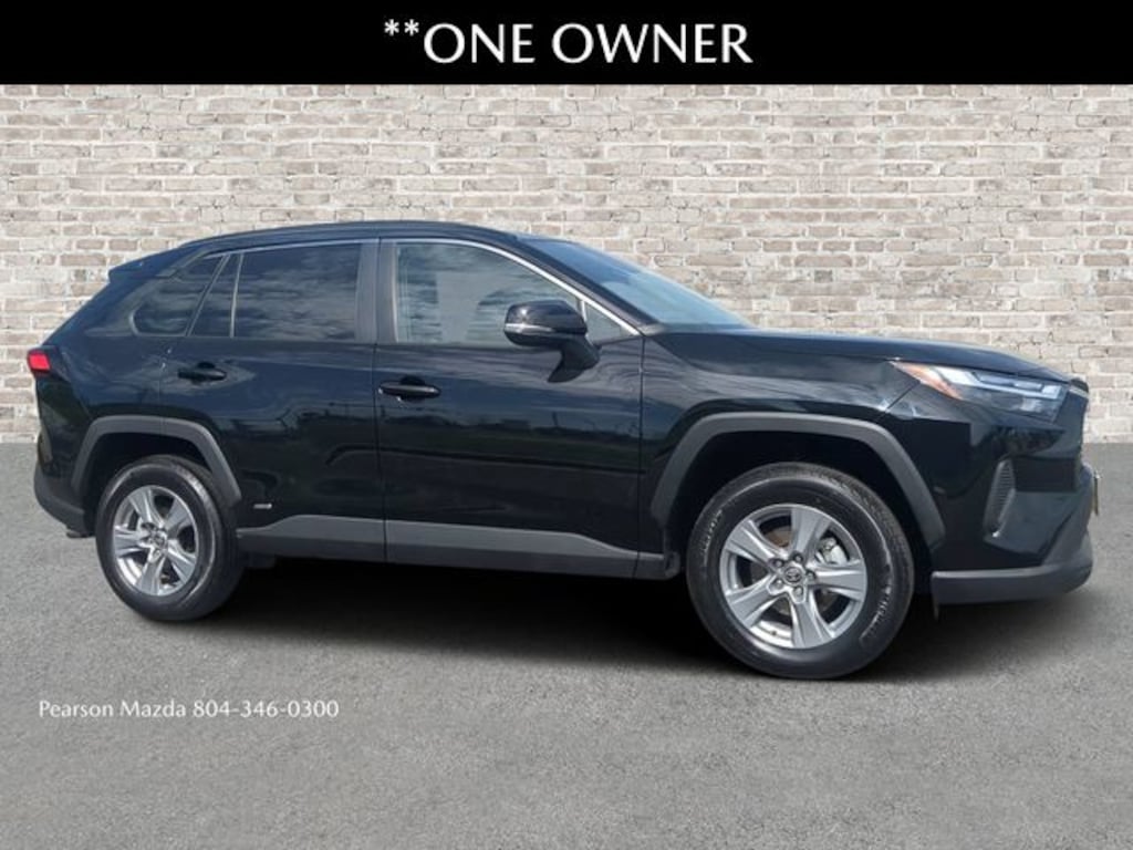 Used 2025 Toyota RAV4 Hybrid XLE SUV