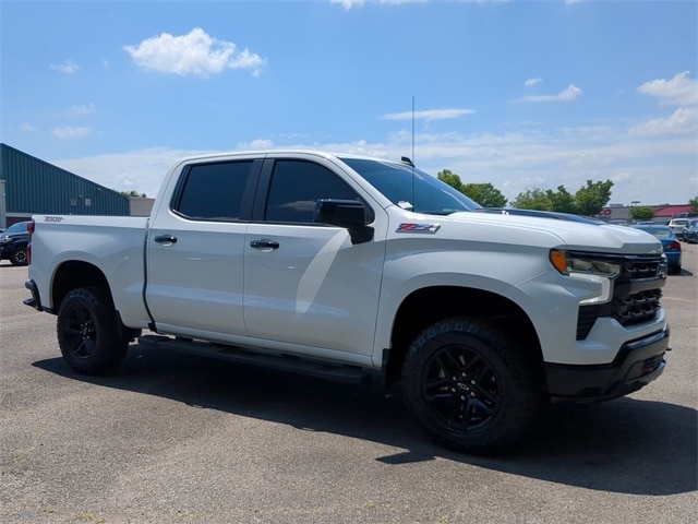 Used 2022 Chevrolet Silverado 1500 LT Trail Boss with VIN 3GCUDFED8NG618092 for sale in Richmond, VA