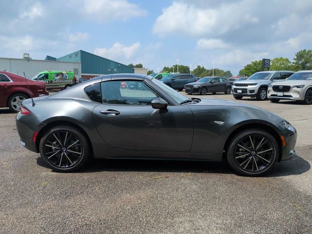 2025 Mazda MX-5 Miata Miata RF Grand Touring photo 3