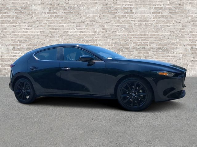 2026 Mazda CX-3 2.5 Carbon Ed. AT 5-Door SKYACTIV AWD's photo