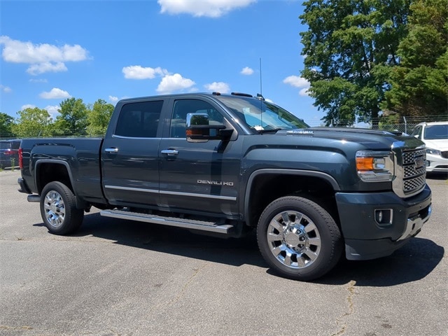 Used 2019 GMC Sierra 2500 Denali HD Denali with VIN 1GT12SEYXKF173680 for sale in Richmond, VA