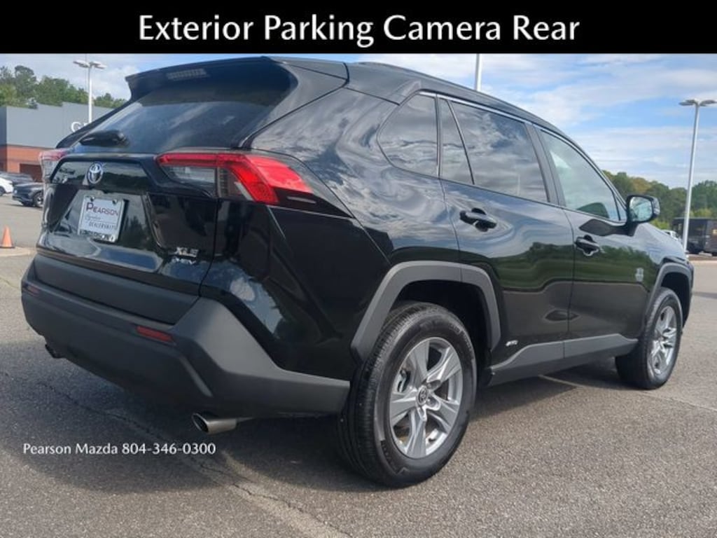 Used 2025 Toyota RAV4 Hybrid XLE SUV