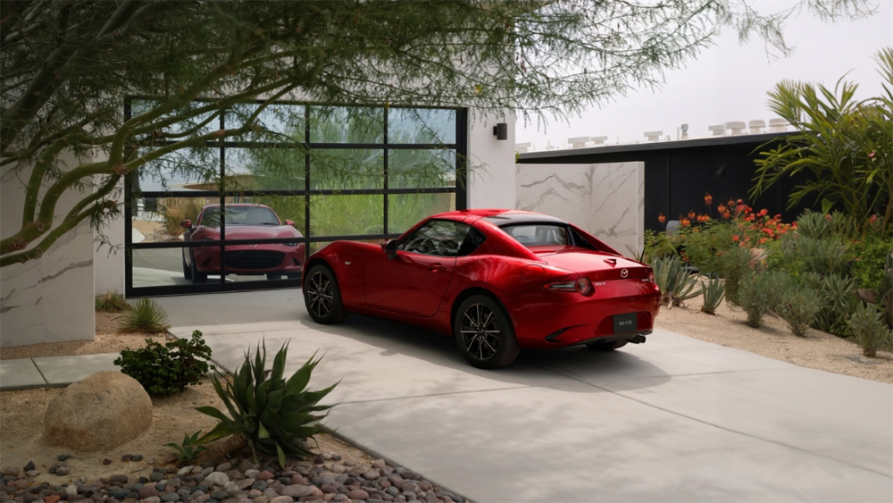 2026-Mazda-MX-5-Miata-RF-6.png