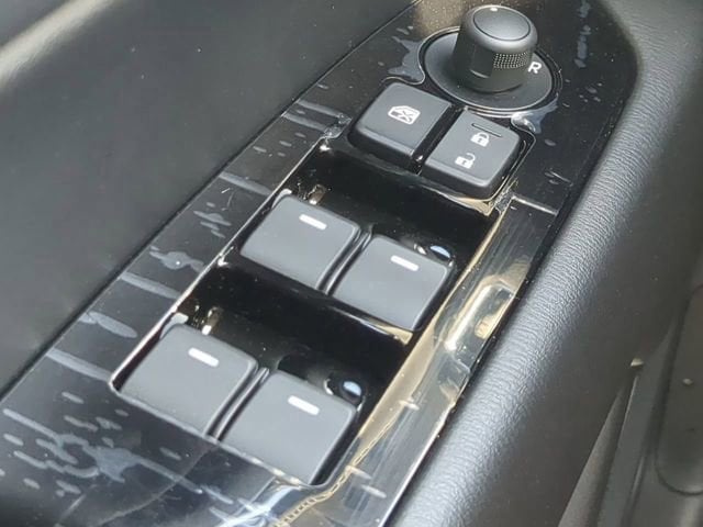 2025 Mazda CX-5 S Select Package - Photo 20