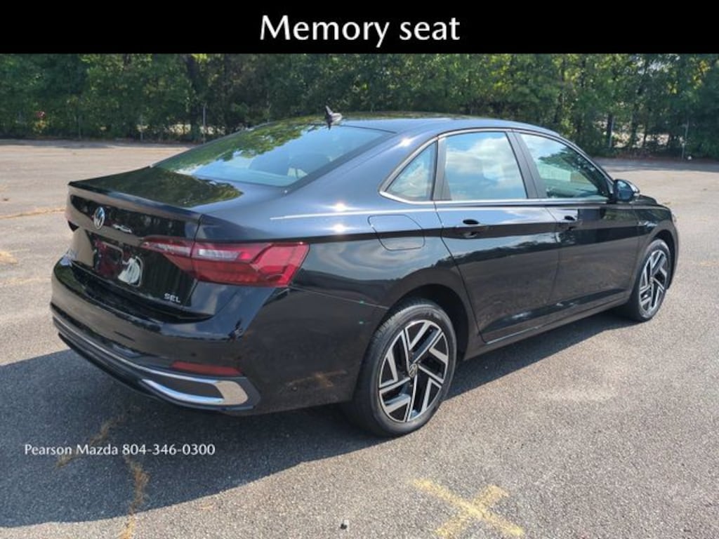 Used 2023 Volkswagen Jetta 1.5T SEL Sedan