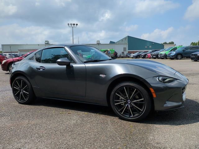 2025 Mazda MX-5 Miata Miata RF Grand Touring photo 2