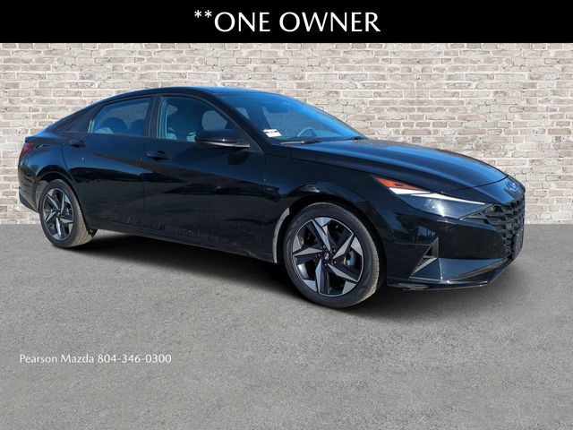 2023 Hyundai Elantra SEL's photo