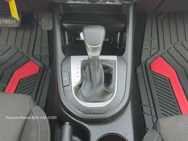 2023 Kia Forte LXS - Photo 18