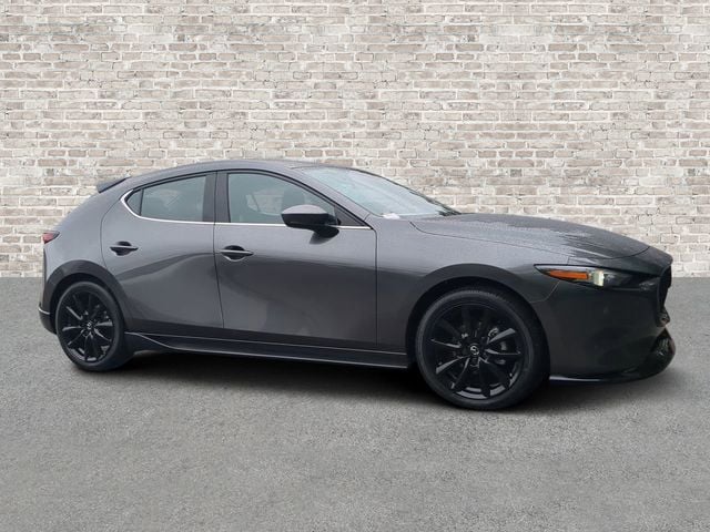 2026 Mazda CX-3 Premium MT 5-Door SKYACTIV's photo