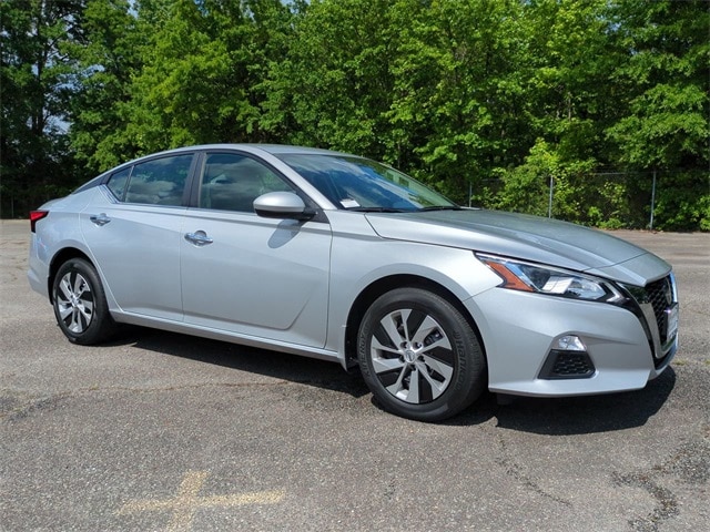 Used 2020 Nissan Altima S with VIN 1N4BL4BW6LN311972 for sale in Richmond, VA