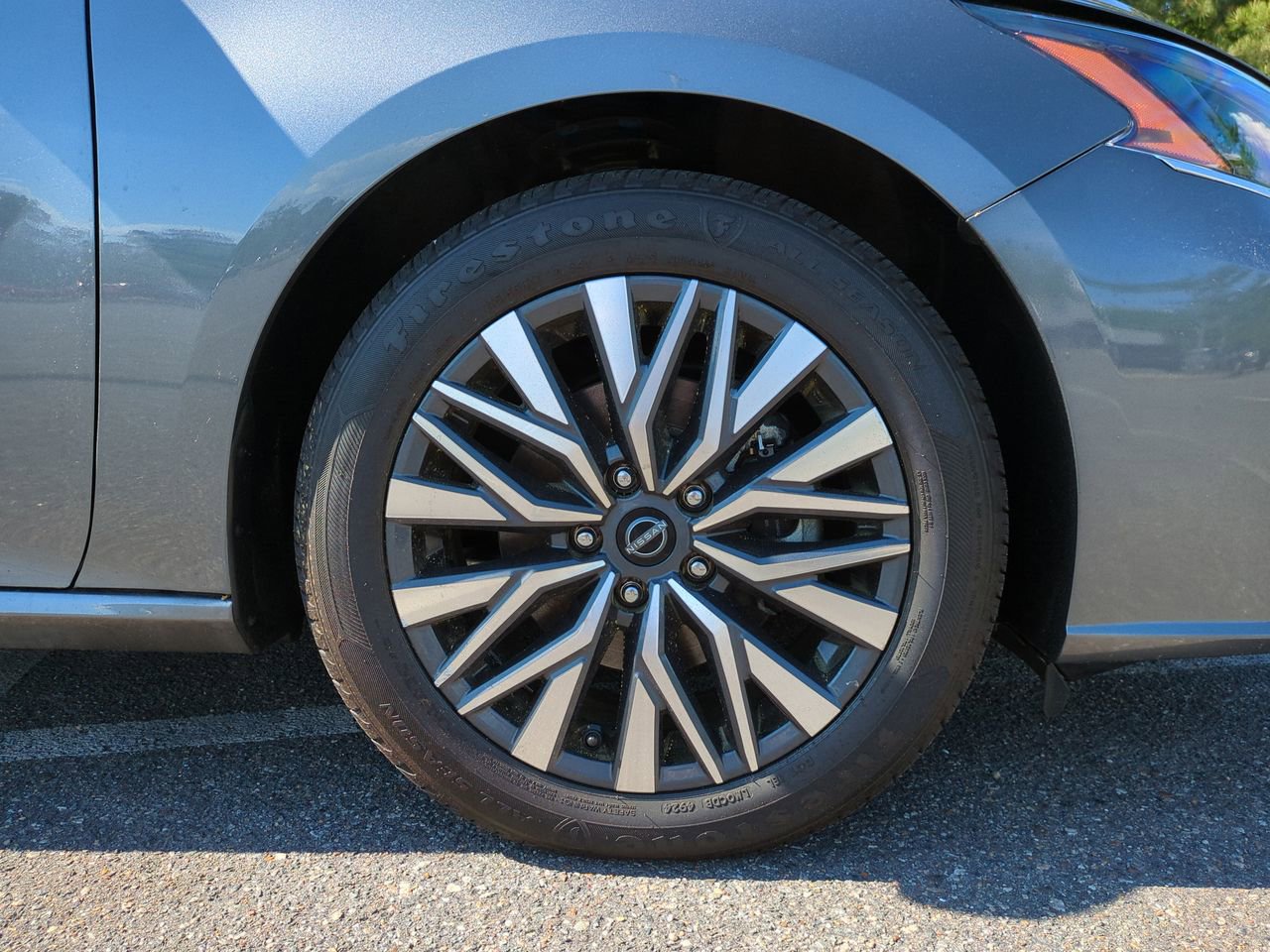 2025 Nissan Altima SV - Photo 11
