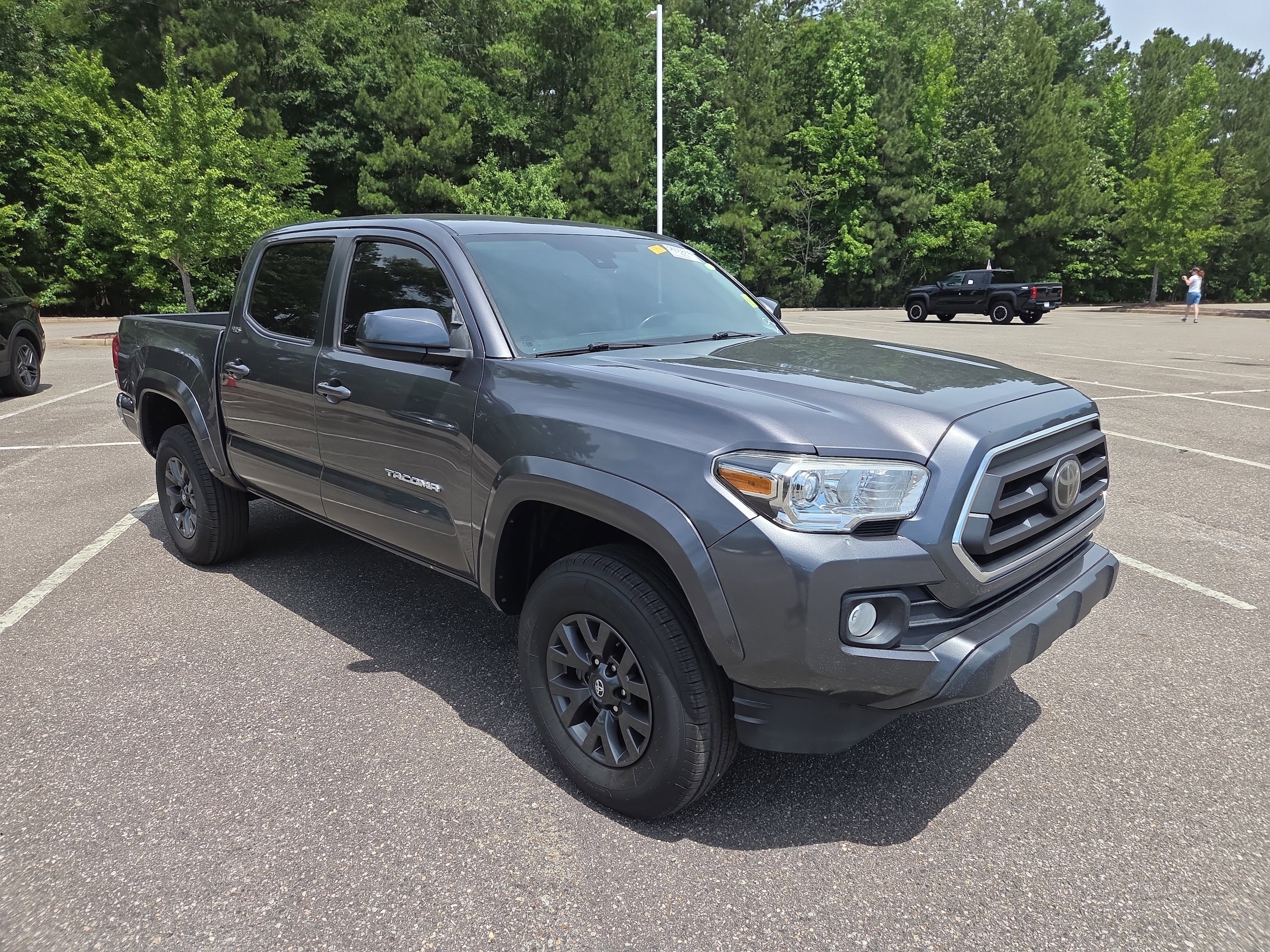 2021 Toyota Tacoma SR5 Double Cab 2WD V6 Auto Short Bed's photo