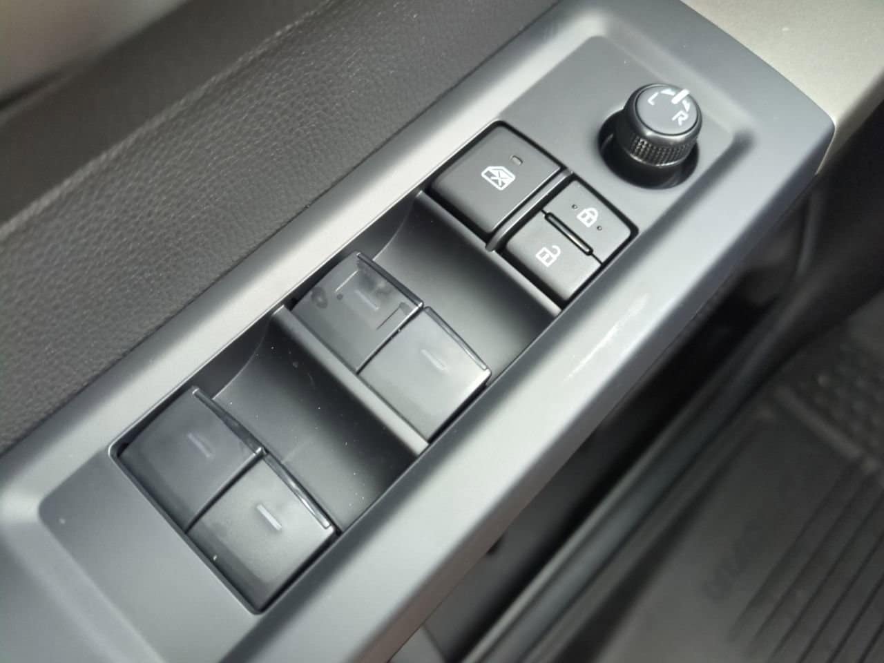 2026 Toyota Tundra SR5 - Photo 22
