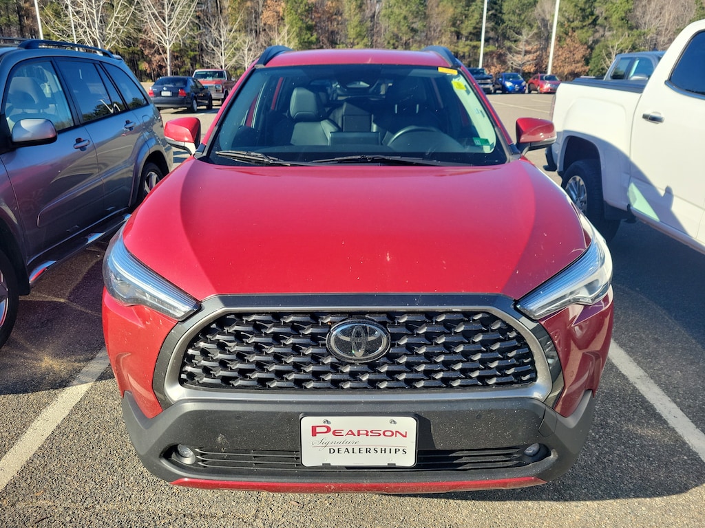 2023 Toyota Corolla Cross XLE photo 4