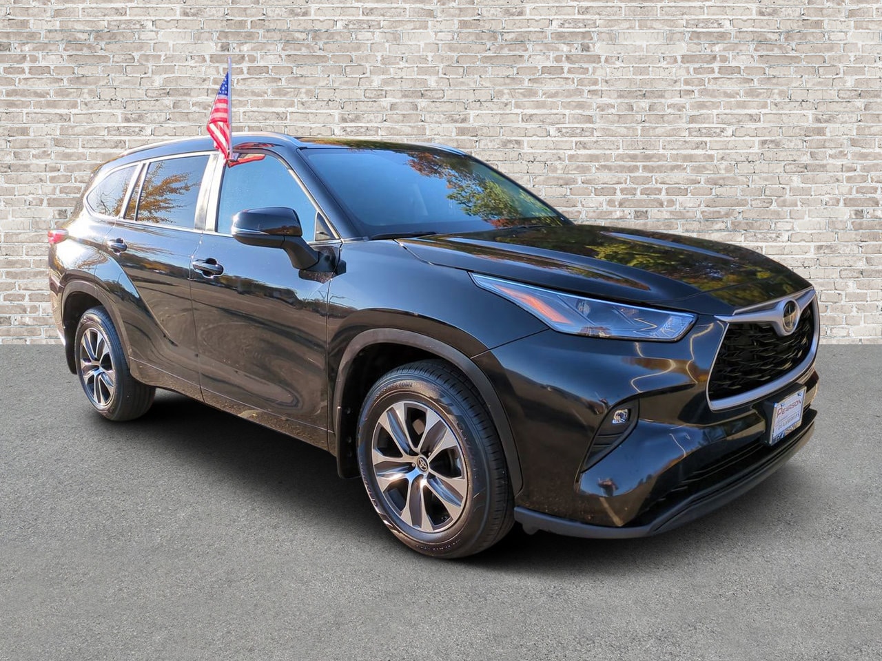 2024 Toyota Highlander XLE's photo