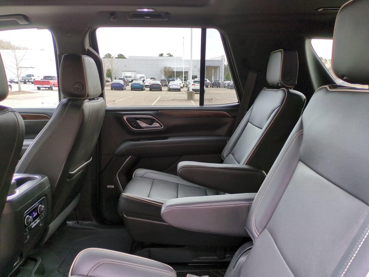 2021 Chevrolet Tahoe Premier - Photo 13
