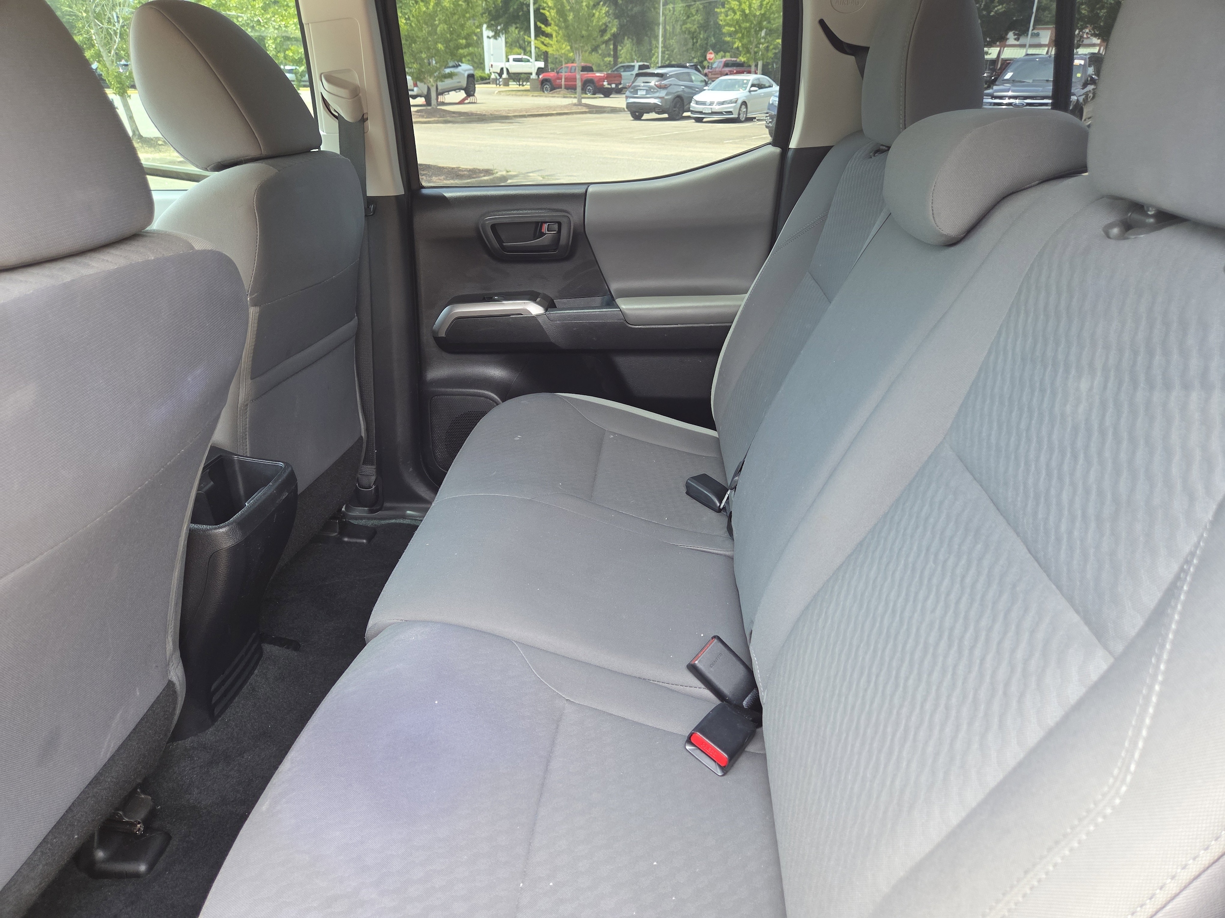 2021 Toyota Tacoma SR5 - Photo 10
