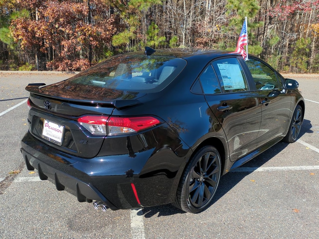 2026 Toyota Corolla SE photo 4