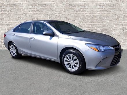 2017 Toyota Camry LE Sedan