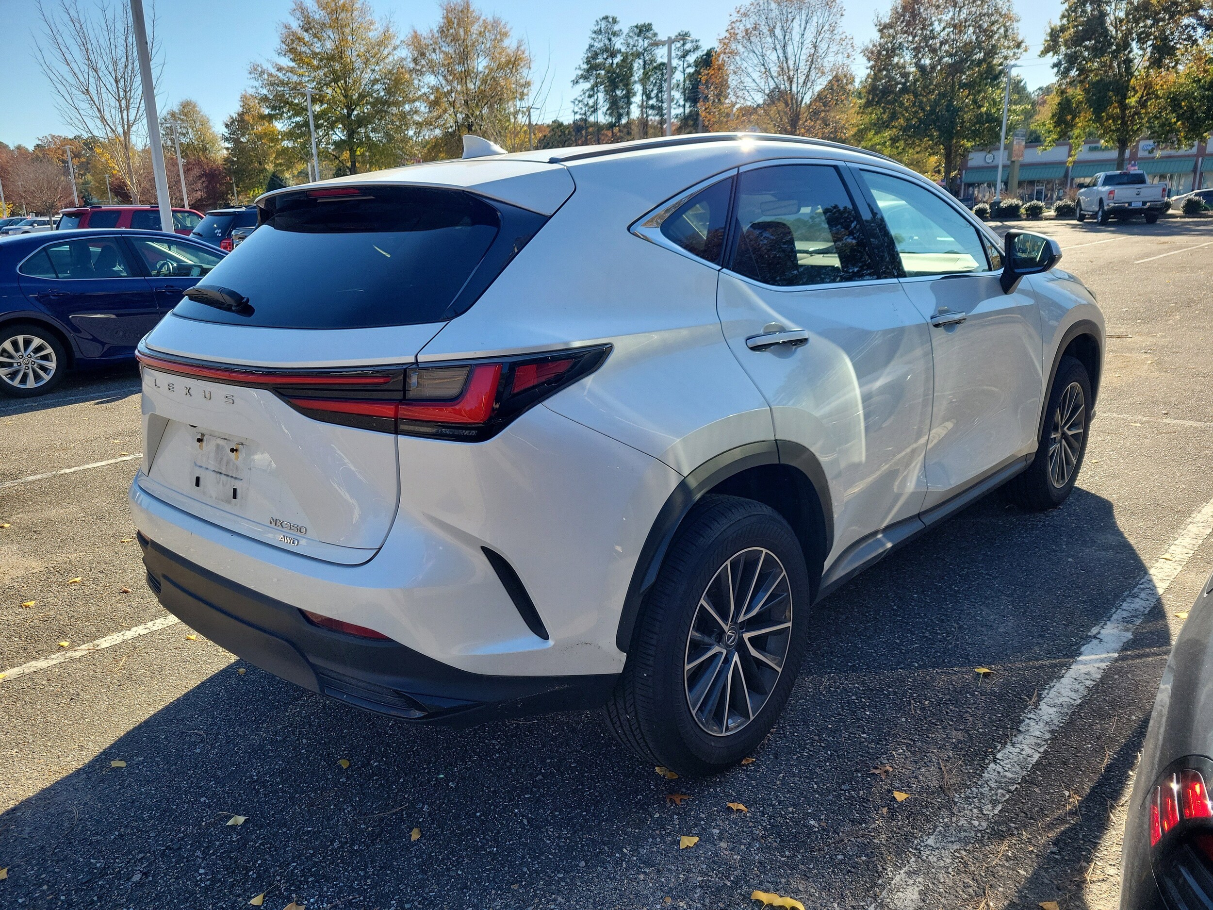 2024 Lexus NX 350 photo 2