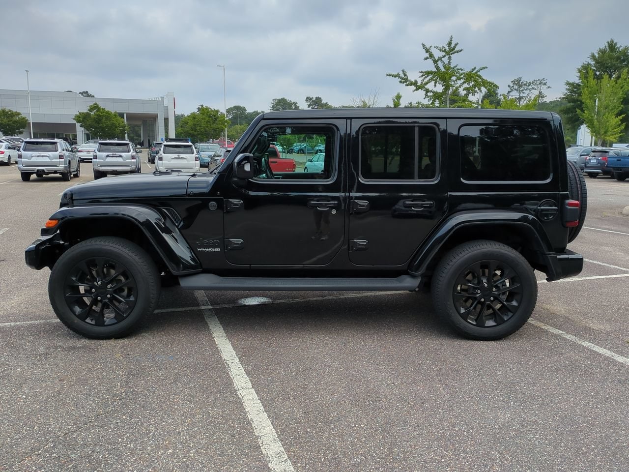 2022 Jeep Wrangler Unlimited High Altitude - Photo 7