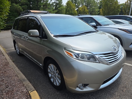 2015 Toyota Sienna Limited Premium Van