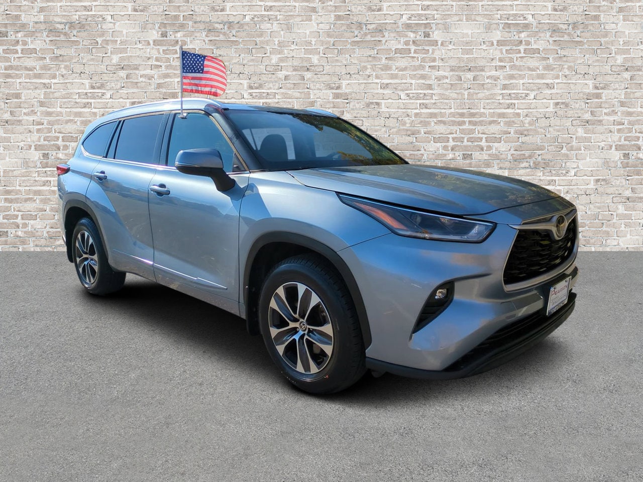 2021 Toyota Highlander XLE's photo