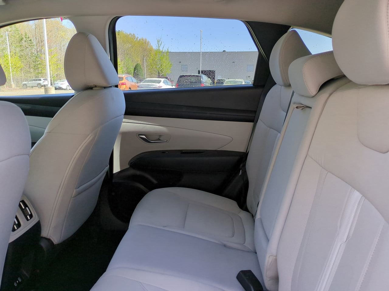 2025 Hyundai Tucson SEL - Photo 14