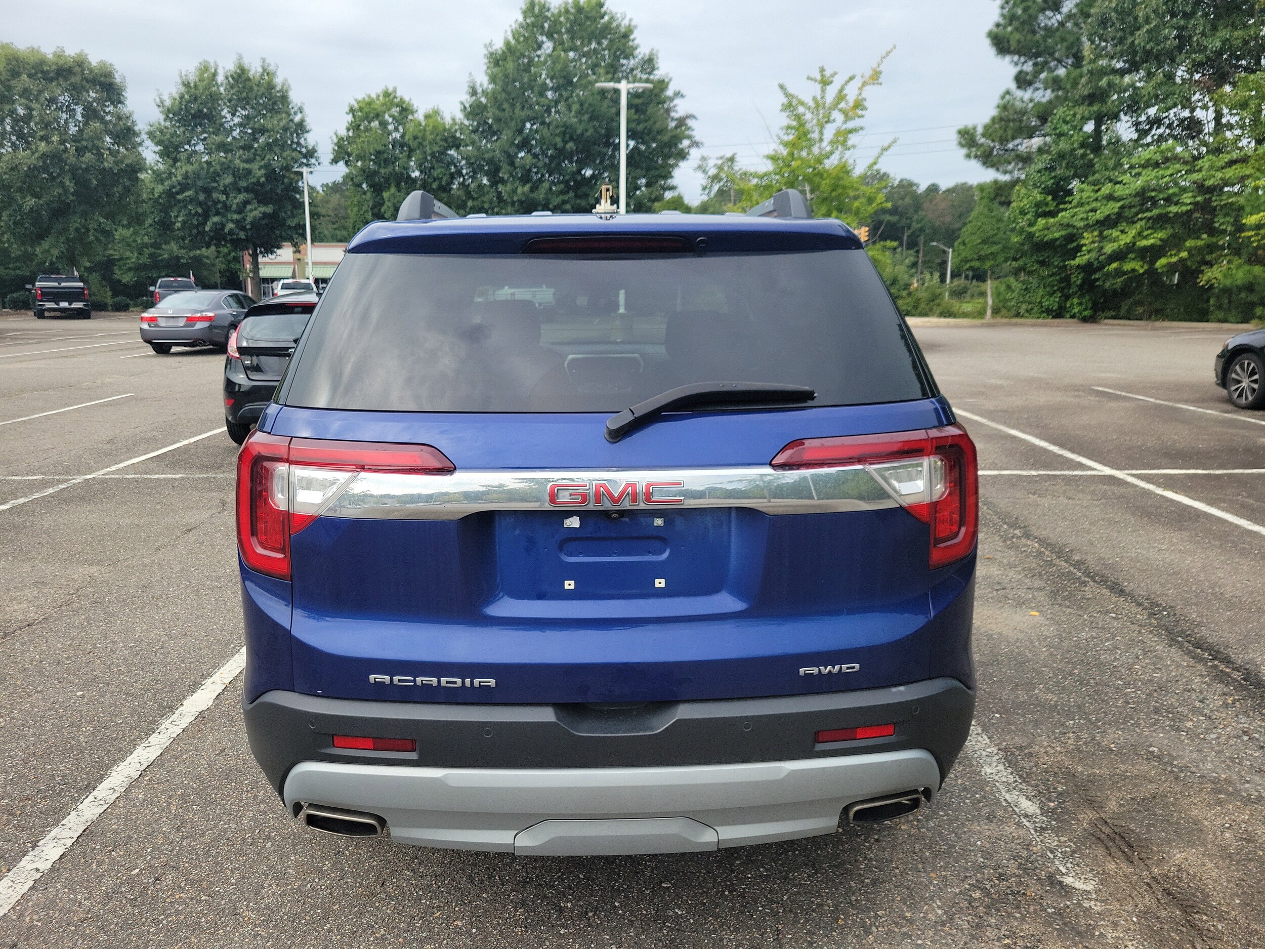 2023 Gmc Acadia SLT photo 4