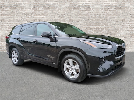 2023 Toyota Highlander Hybrid LE SUV