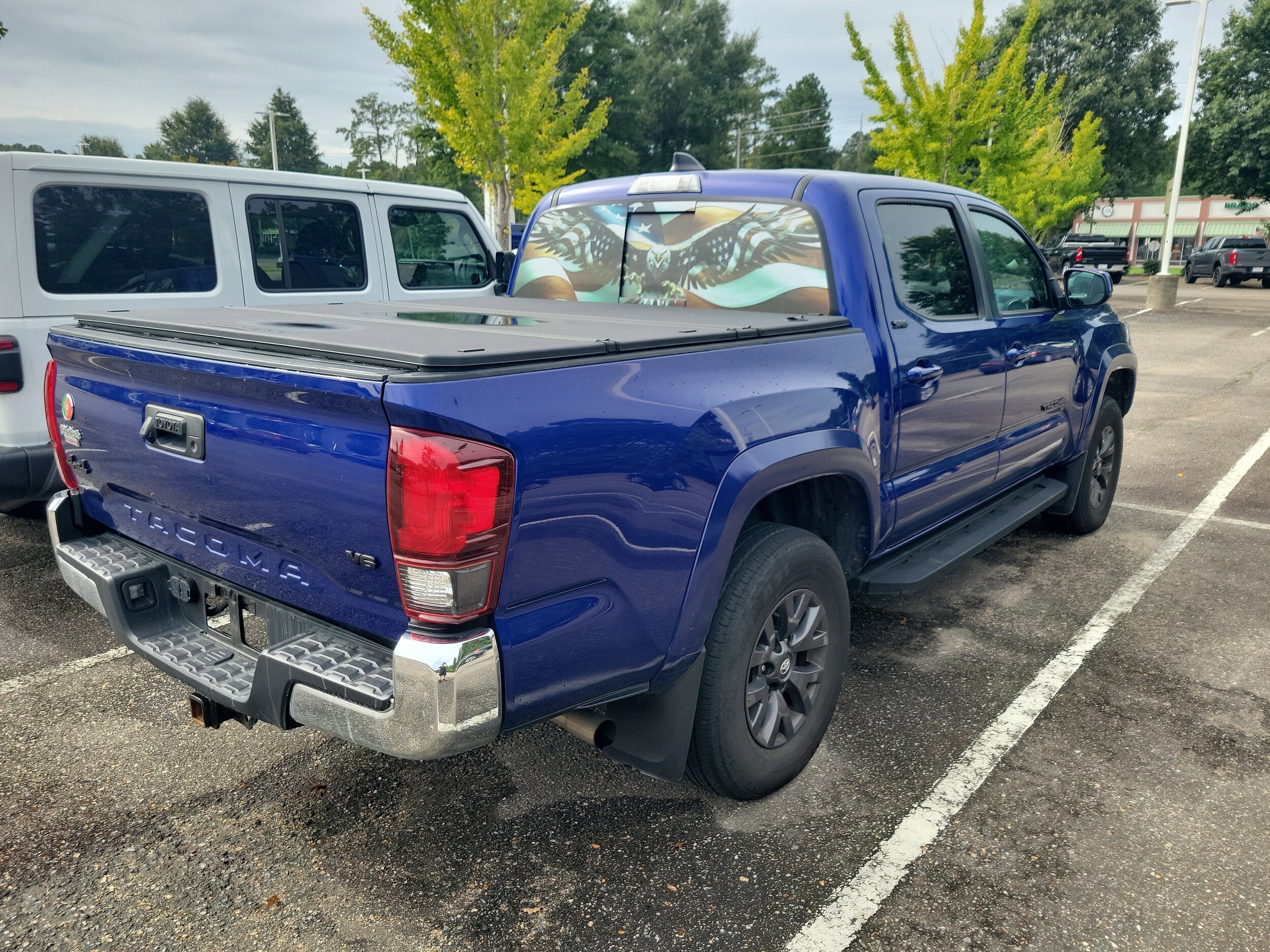 2023 Toyota Tacoma SR V6 photo 2
