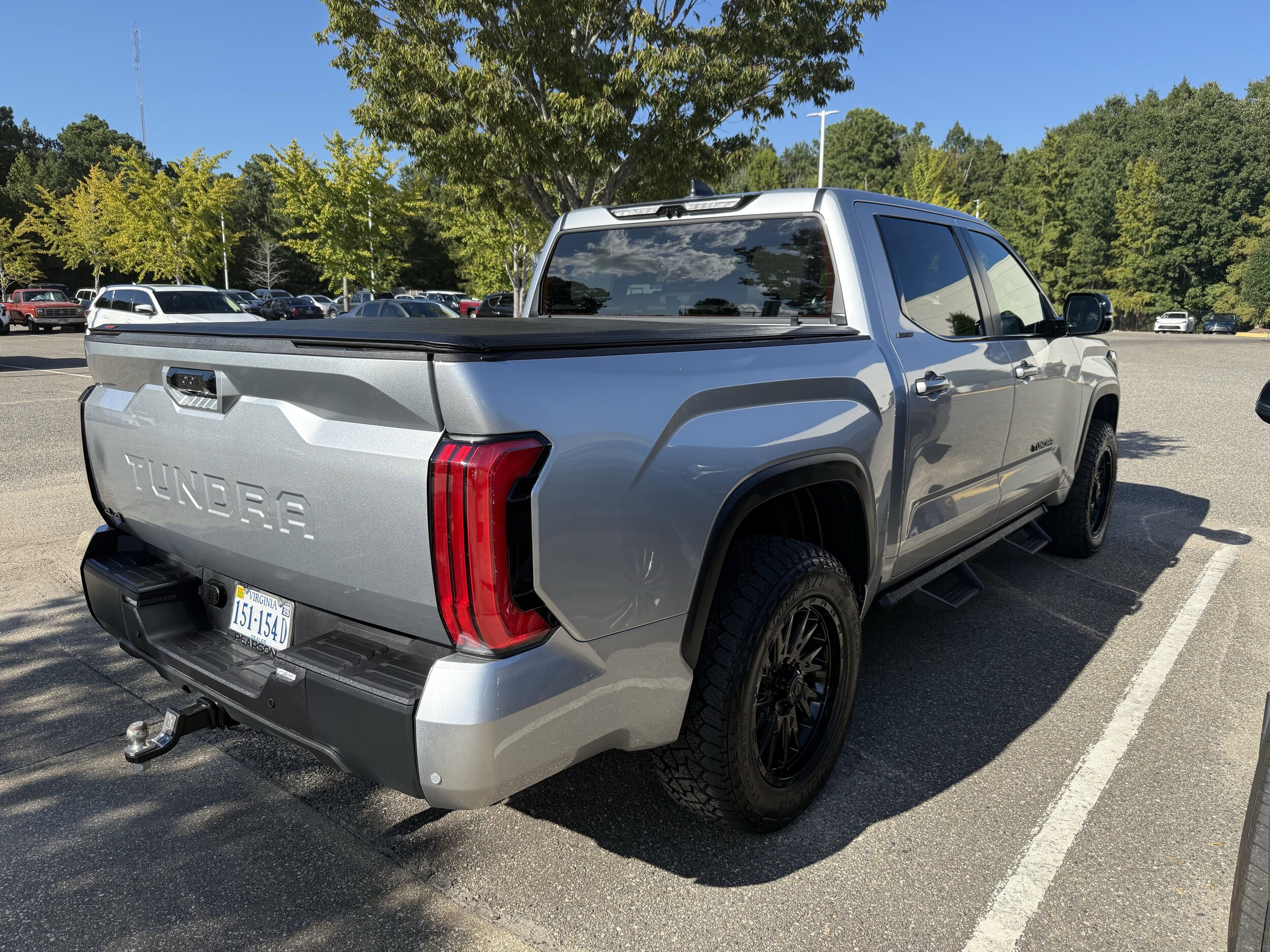 2025 Toyota Tundra Limited photo 2