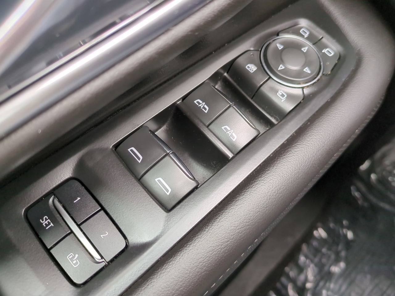 2021 Chevrolet Tahoe Premier - Photo 24