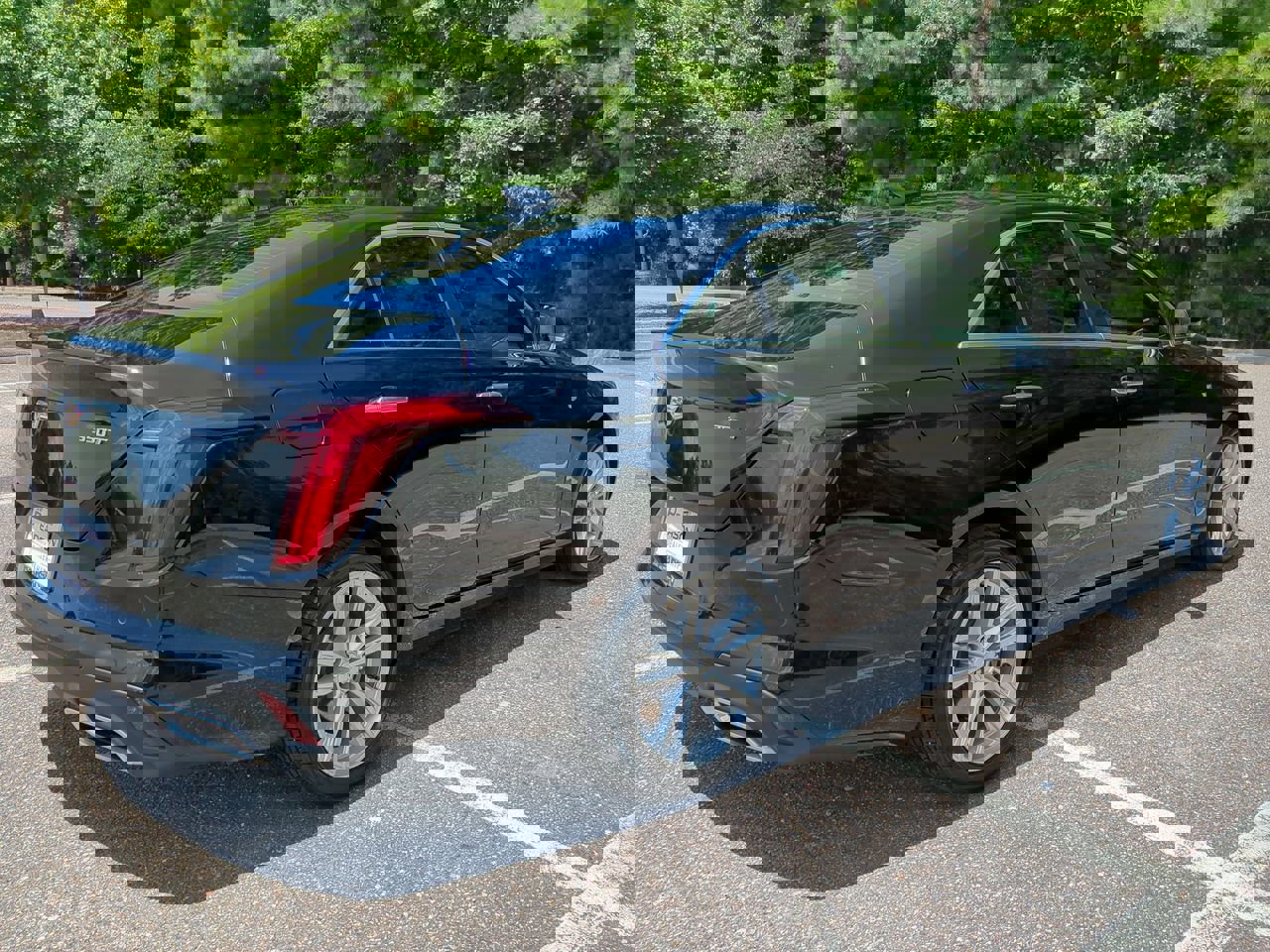 2023 Cadillac CT4 Luxury photo 4