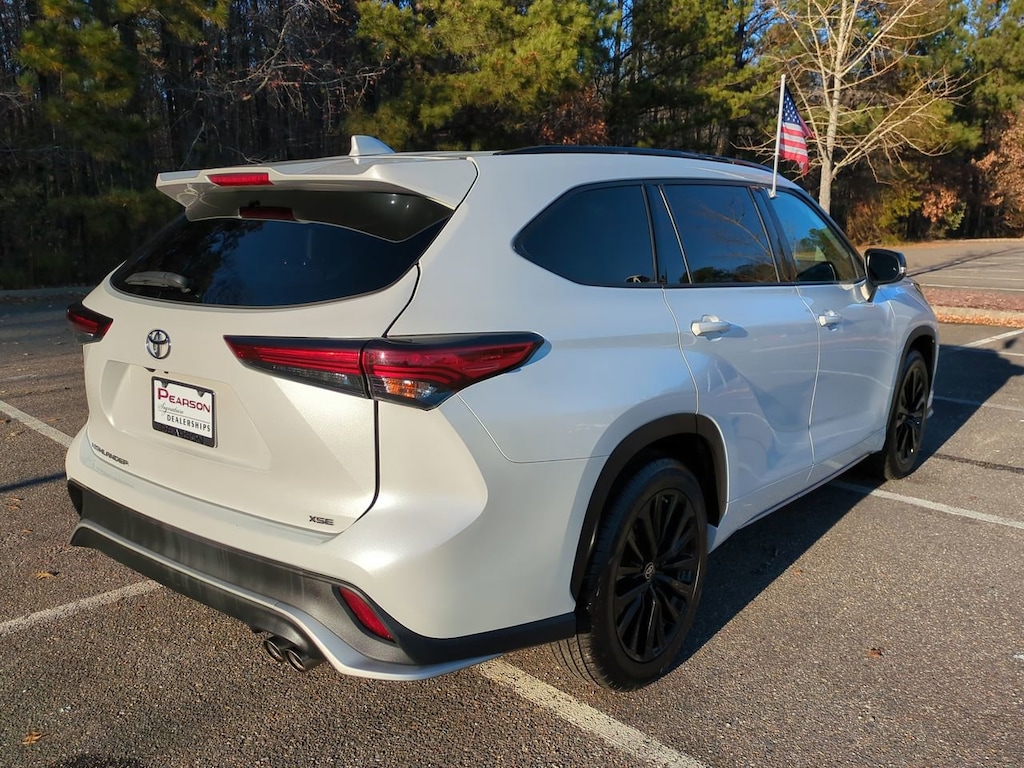 2023 Toyota Highlander XSE photo 4