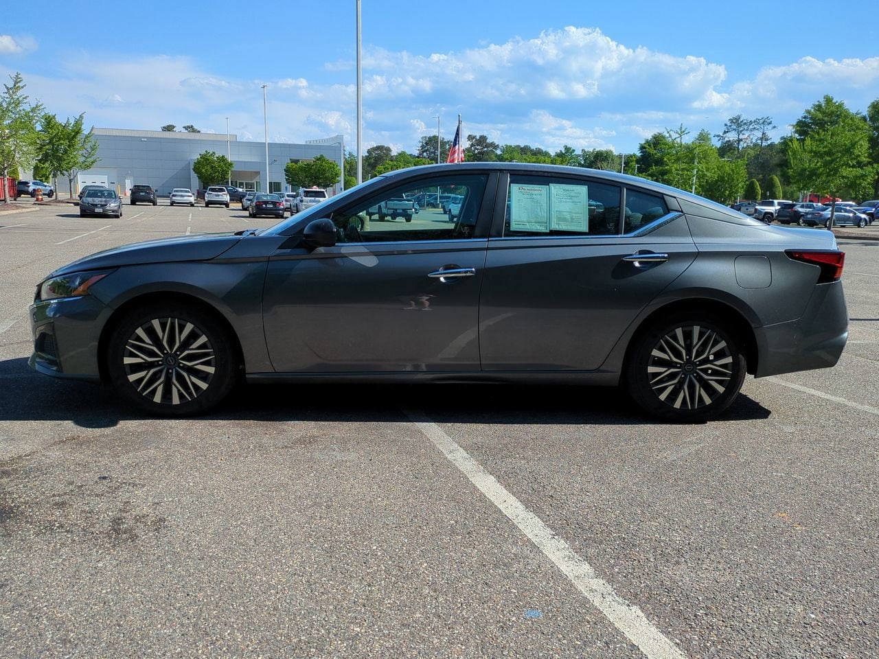2025 Nissan Altima SV - Photo 7