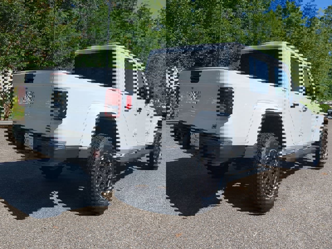 2023 Jeep Gladiator Overland photo 4