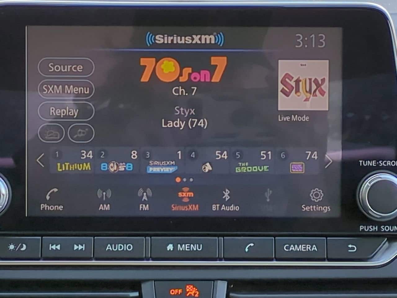 2025 Nissan Altima SV - Photo 17