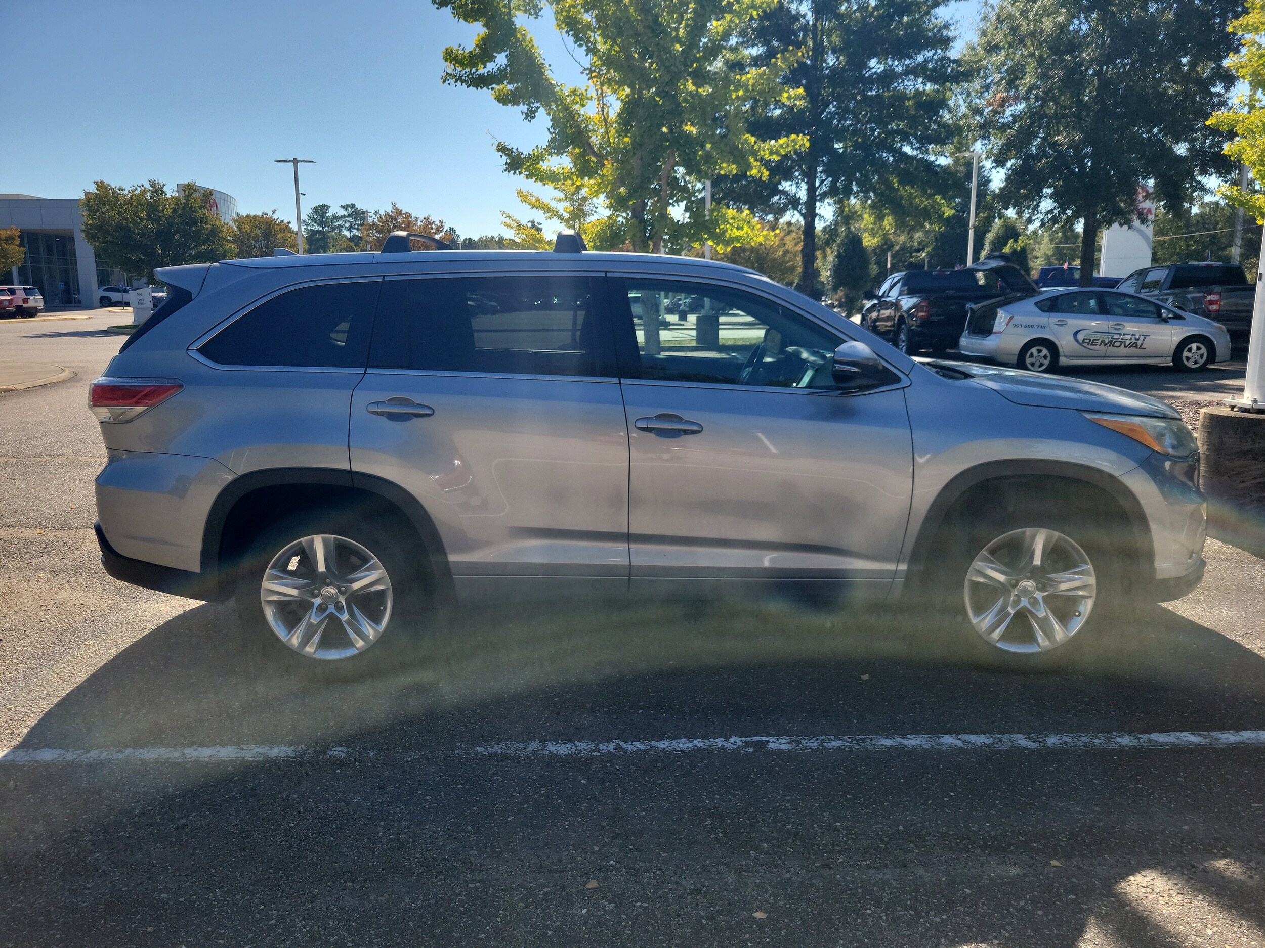 2014 Toyota Highlander Limited photo 2