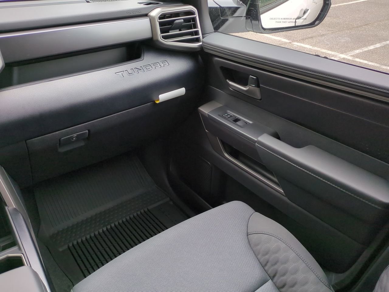 2026 Toyota Tundra SR5 - Photo 17