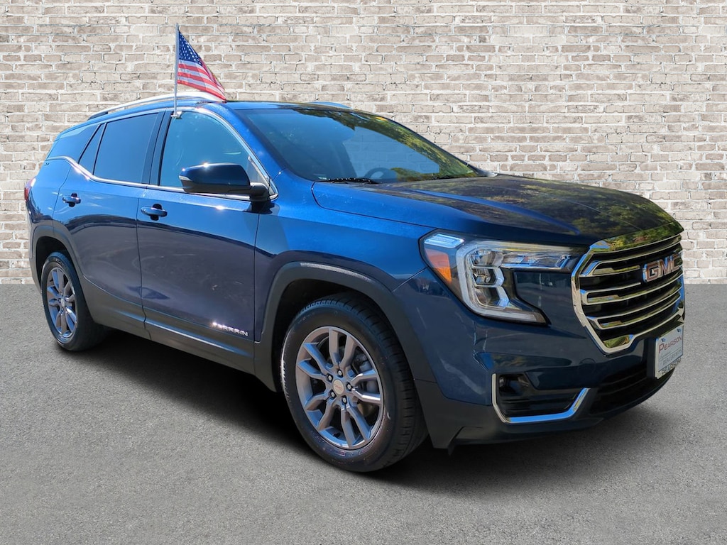 Used 2023 GMC Terrain SLT SUV