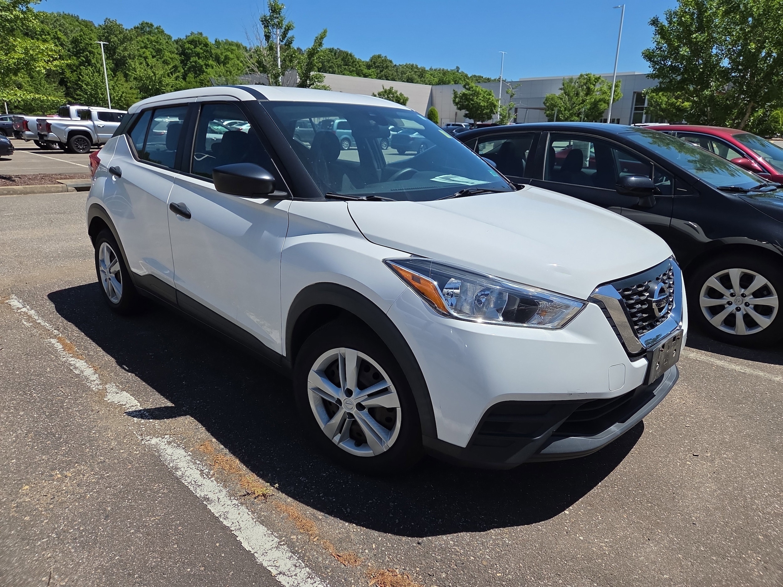 2020 Nissan Kicks S